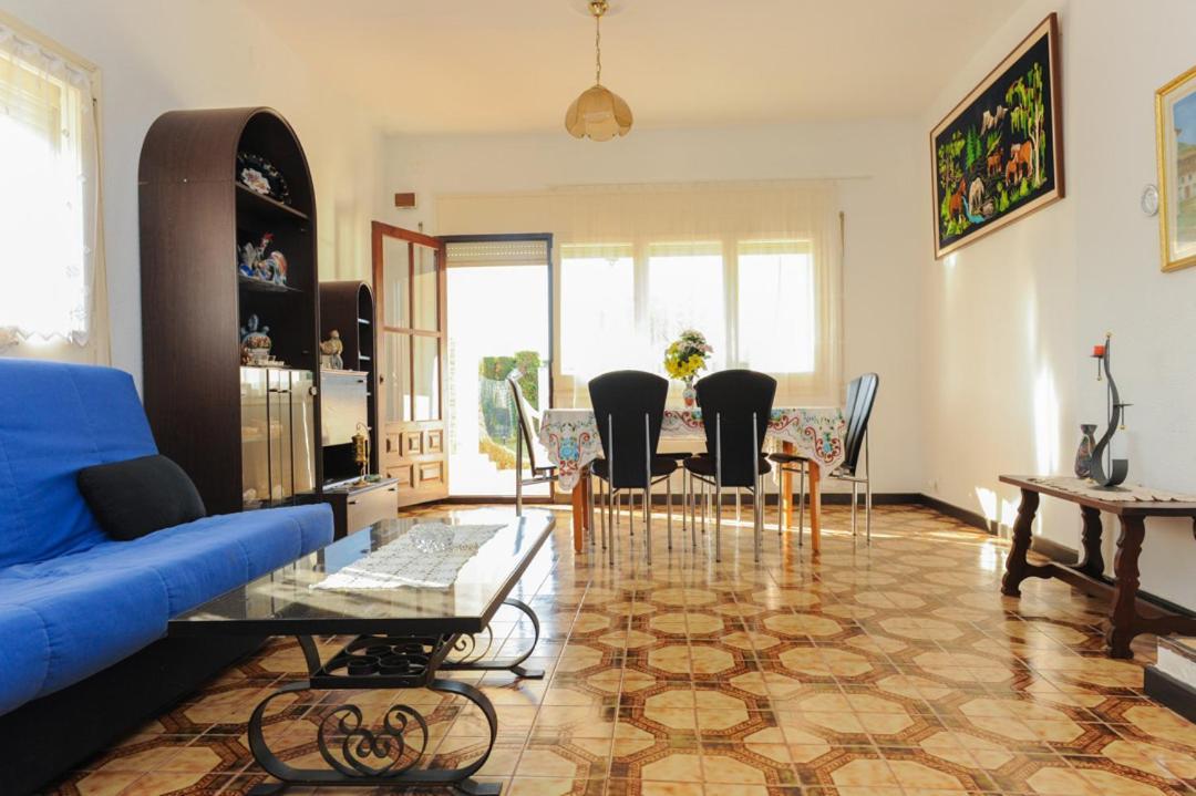 Casa Del Dorado Playa Cambrilsヴィラ エクステリア 写真